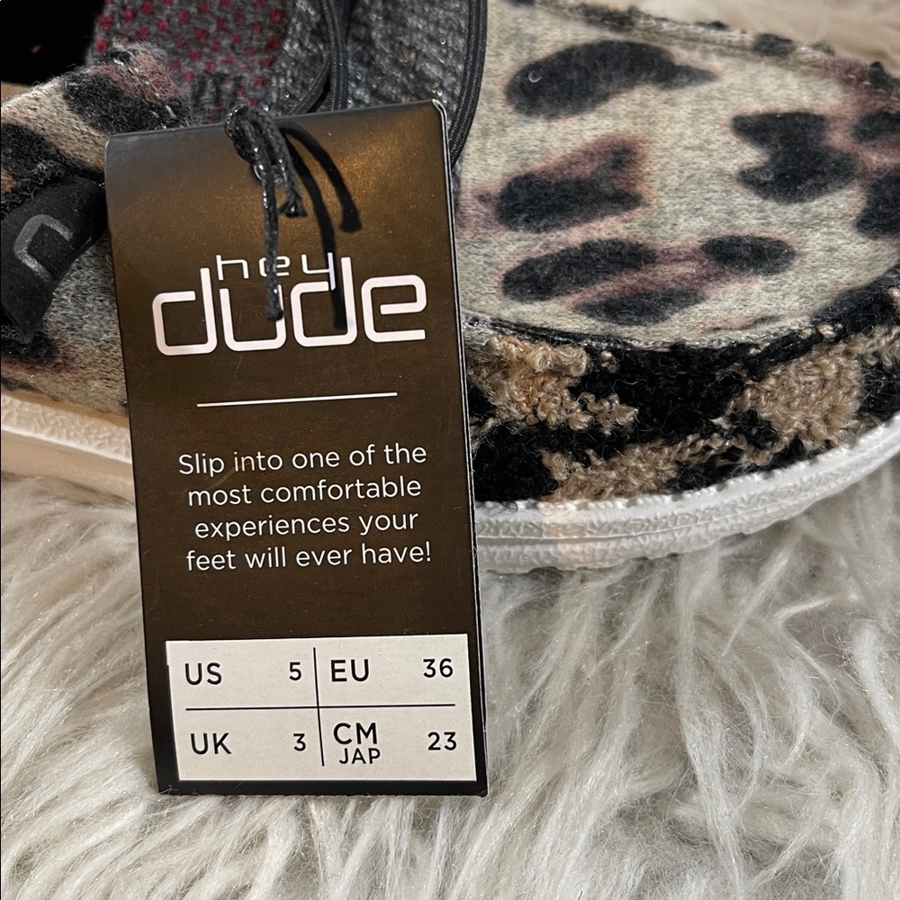 HEY DUDE Wendy Patchwork Java Animal Print Lightweight Slip On Comfy Size 5 NEW - Picture 12 of 14